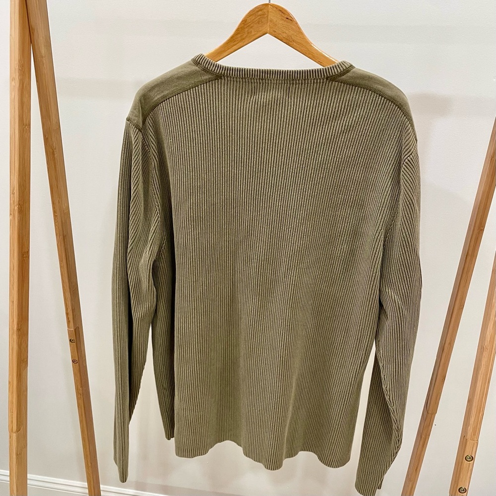 Vintage Wide Ribbed V-neck Sweater in Khaki Green - Picture 4 of 5